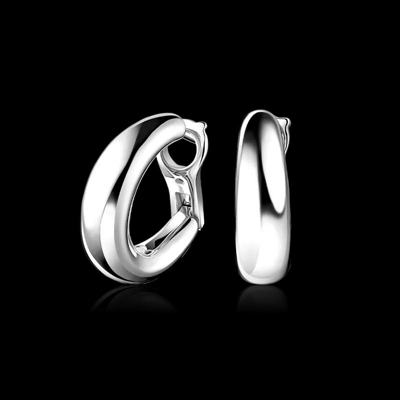 Стильные объемные серьги из белого золота