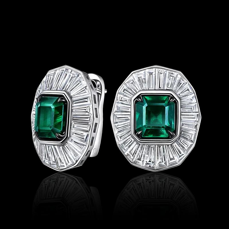 Серьги с изумрудами и бриллиантами