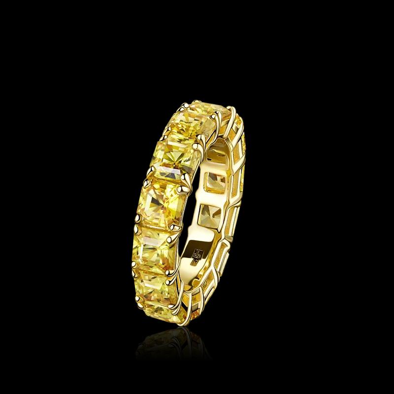 Кольцо с желтыми сапфирами
