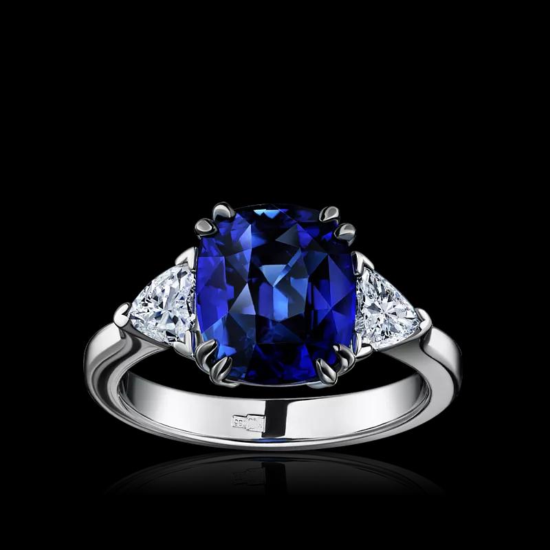 Кольцо с сапфиром